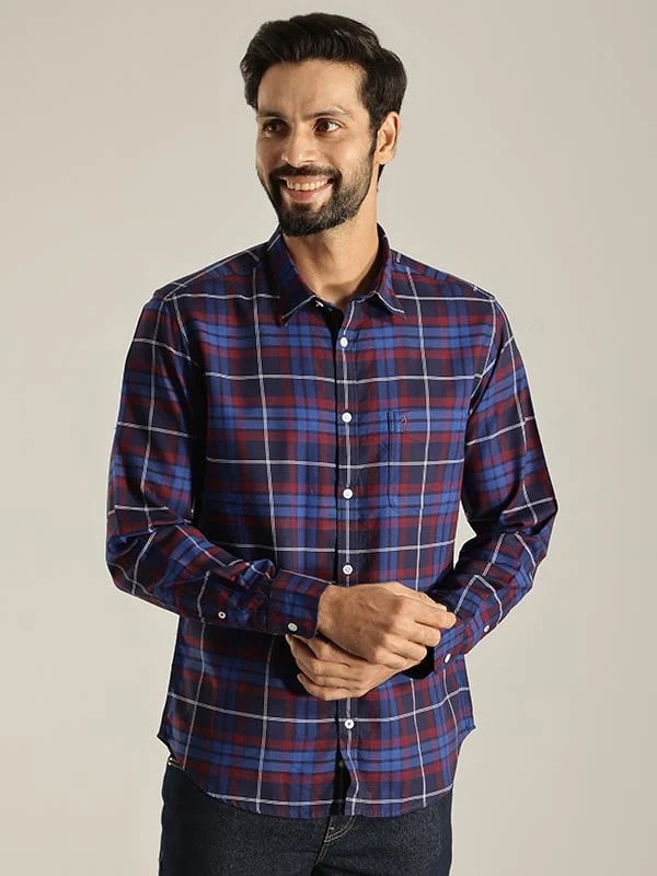 Indian Terrain Men Checkered Dark Blue Shirt